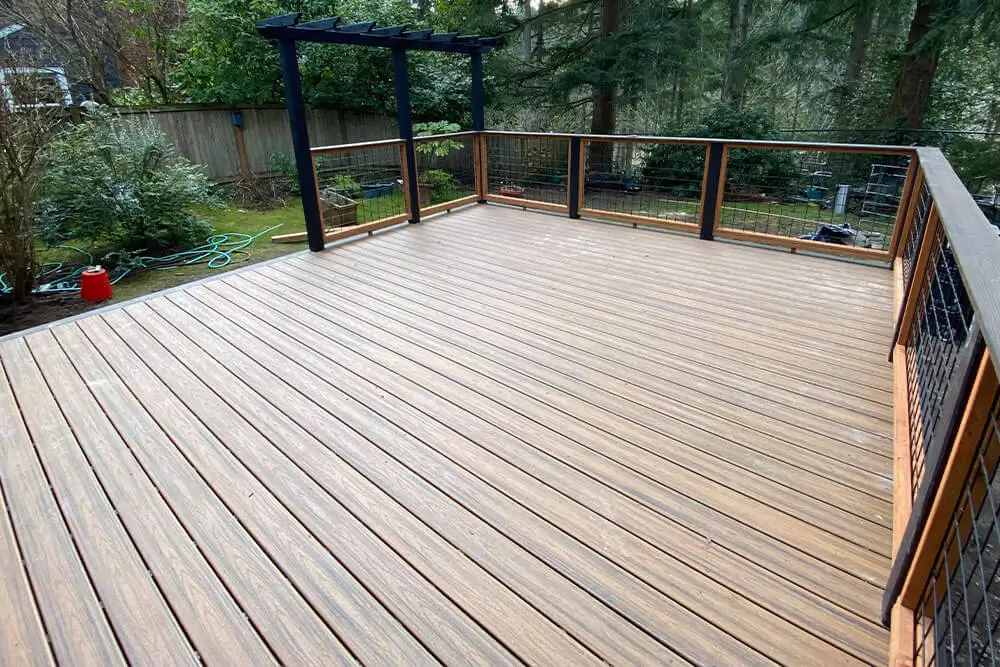 Deck Contractor or General Contractor for Your Tacoma Backyard Project? How to Decide